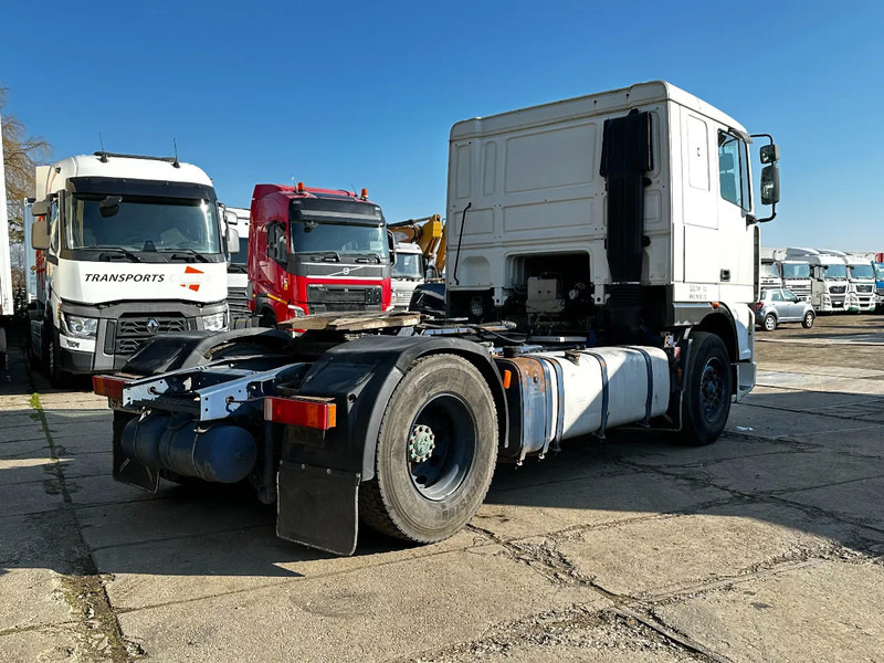 DAF XF 95.380 4X2 Tractor-unit Spring/Air ZF Manual Euro2 PTO - Cabeza tractora: foto 4 DAF XF 95.380 4X2 Tractor-unit Spring/Air ZF Manual Euro2 PTO - Cabeza tractora: foto 4