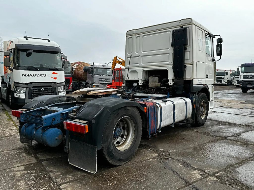 DAF XF 95.380 4X2 Tractor-unit Spring/Air ZF Manual - Cabeza tractora: foto 4 DAF XF 95.380 4X2 Tractor-unit Spring/Air ZF Manual - Cabeza tractora: foto 4