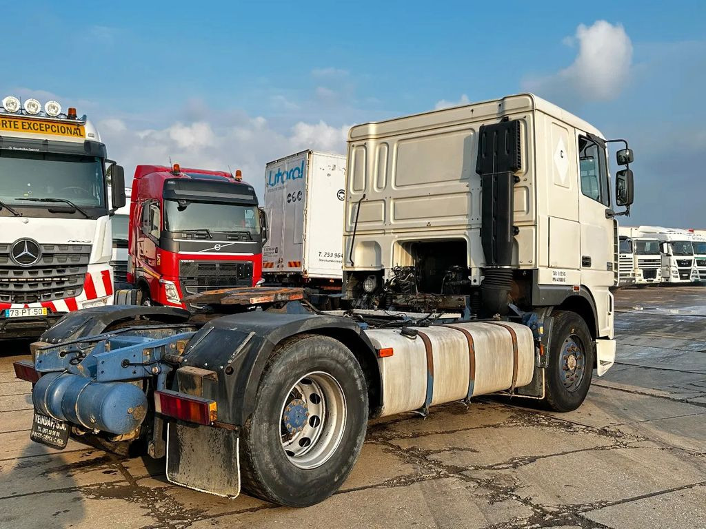 DAF XF 95.380 4X2 Tractor-unit Spring/Air ZF Manual - Cabeza tractora: foto 4 DAF XF 95.380 4X2 Tractor-unit Spring/Air ZF Manual - Cabeza tractora: foto 4