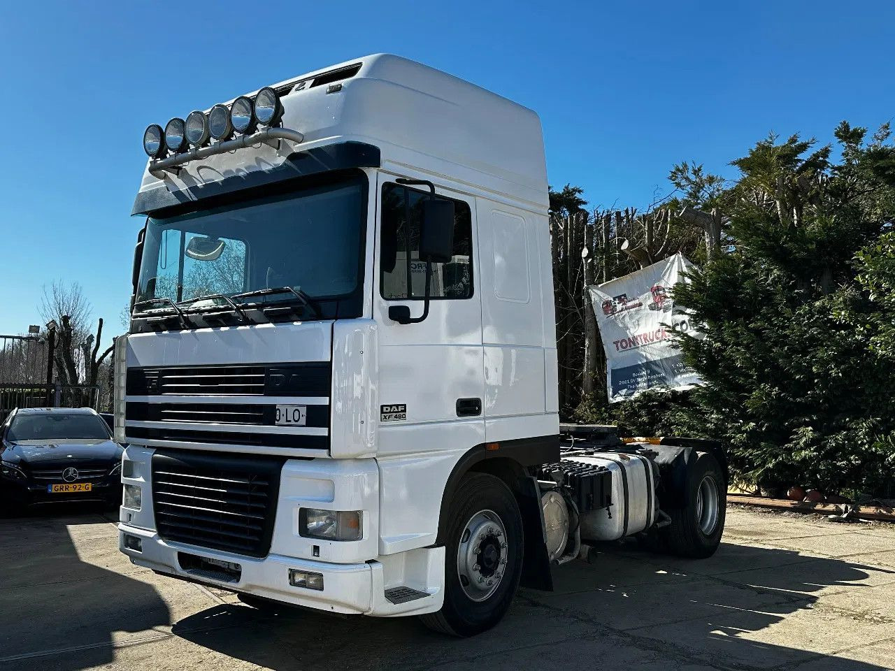 DAF XF 95.480 4X2 Tractor-unit Spring/Air ZF Manual - Cabeza tractora: foto 2 DAF XF 95.480 4X2 Tractor-unit Spring/Air ZF Manual - Cabeza tractora: foto 2