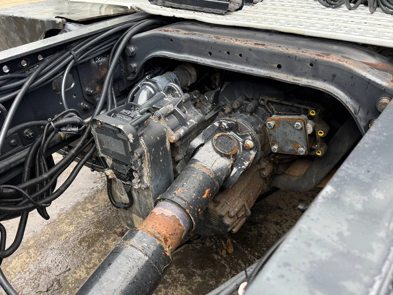 Cabeza tractora MAN TGX 33.480 6X4 Tractor-unit Spring/Spring Retarder Euro5: foto 7 Cabeza tractora MAN TGX 33.480 6X4 Tractor-unit Spring/Spring Retarder Euro5: foto 7