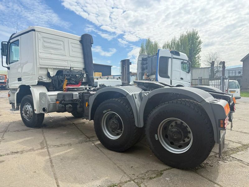 Mercedes-Benz Actros 3353 V8 6X6 Tractor-unit Full Spring/Lammes PTO Heavy Duty - Cabeza tractora: foto 3 Mercedes-Benz Actros 3353 V8 6X6 Tractor-unit Full Spring/Lammes PTO Heavy Duty - Cabeza tractora: foto 3