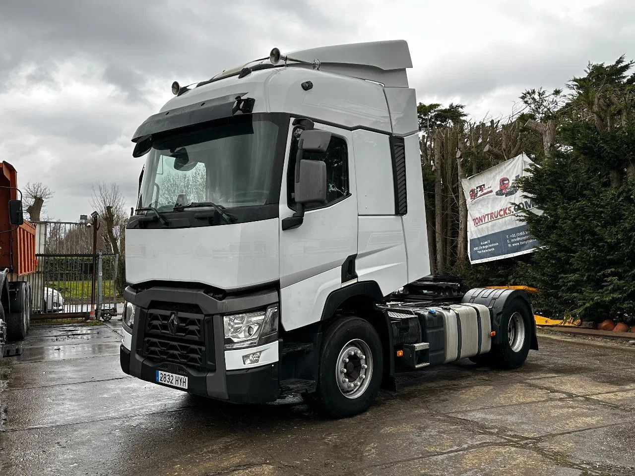 Renault T460 4X2 Tractor-unit Spring/Air Retarder D11 En - Cabeza tractora: foto 2 Renault T460 4X2 Tractor-unit Spring/Air Retarder D11 En - Cabeza tractora: foto 2