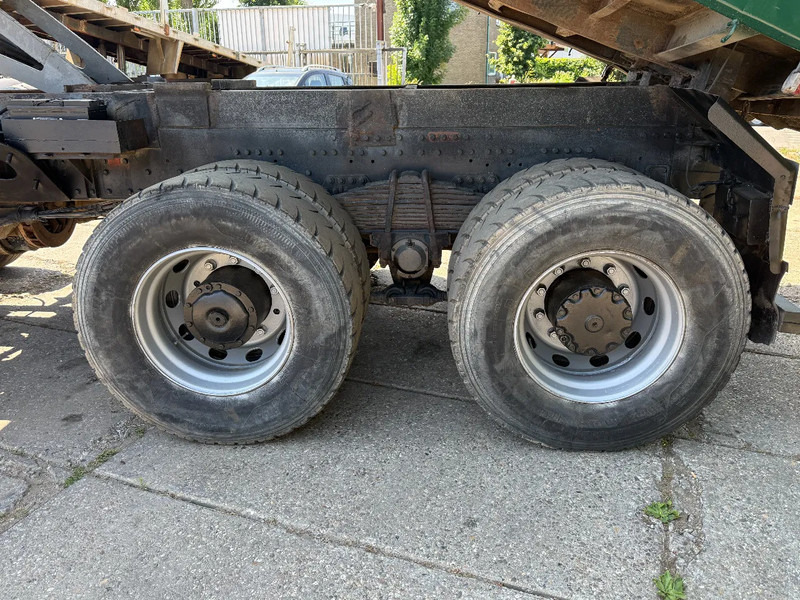 MAN 35.372 8X4 Tipper Spring/Spring ZF Manual Gear EURO2 - Volquete camión: foto 5 MAN 35.372 8X4 Tipper Spring/Spring ZF Manual Gear EURO2 - Volquete camión: foto 5