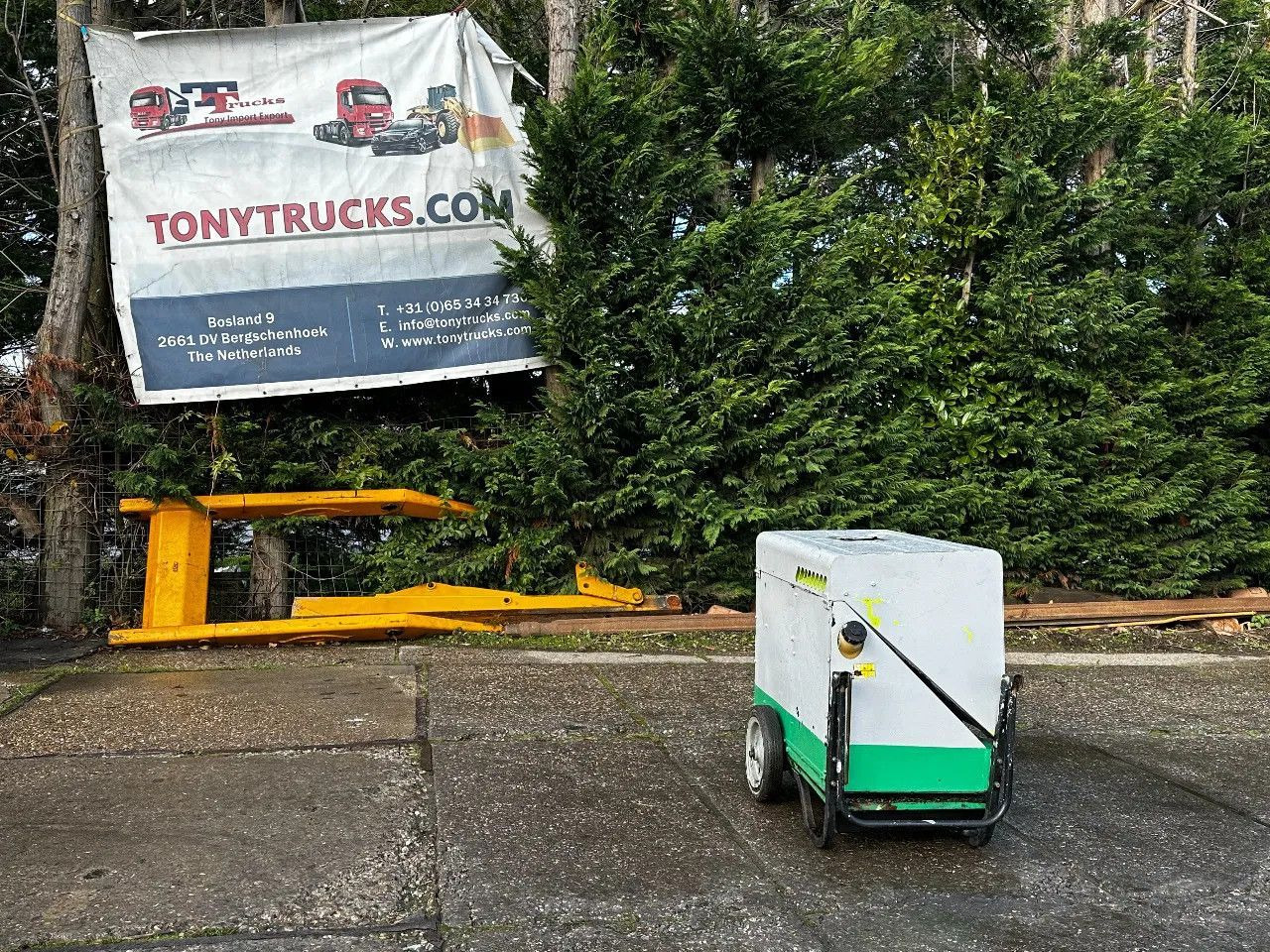 Pramac P6000S2 6KVA Generator Pramac P6000S2 6KVA Generator - Generador industriale: foto 1 Pramac P6000S2 6KVA Generator Pramac P6000S2 6KVA Generator - Generador industriale: foto 1