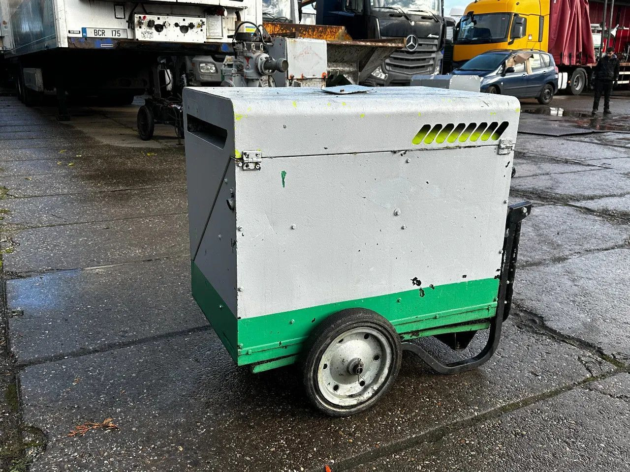 Pramac P6000S2 6KVA Generator Pramac P6000S2 6KVA Generator - Generador industriale: foto 5 Pramac P6000S2 6KVA Generator Pramac P6000S2 6KVA Generator - Generador industriale: foto 5