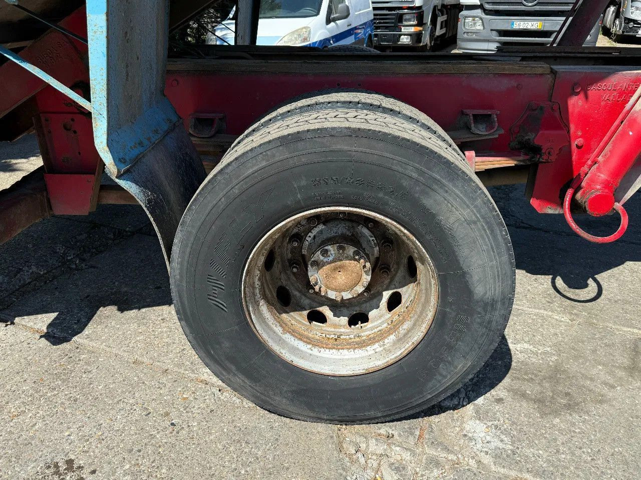 Renault G230 4X2 Tipper Spring/Spring Manual Gearbox - Volquete camión: foto 5 Renault G230 4X2 Tipper Spring/Spring Manual Gearbox - Volquete camión: foto 5