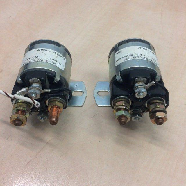 2XContactors for Scrubber vacuum cleaner Nilfisk BR 850 - Sistema eléctrico para Maquinaria de limpieza: foto 1 2XContactors for Scrubber vacuum cleaner Nilfisk BR 850 - Sistema eléctrico para Maquinaria de limpieza: foto 1