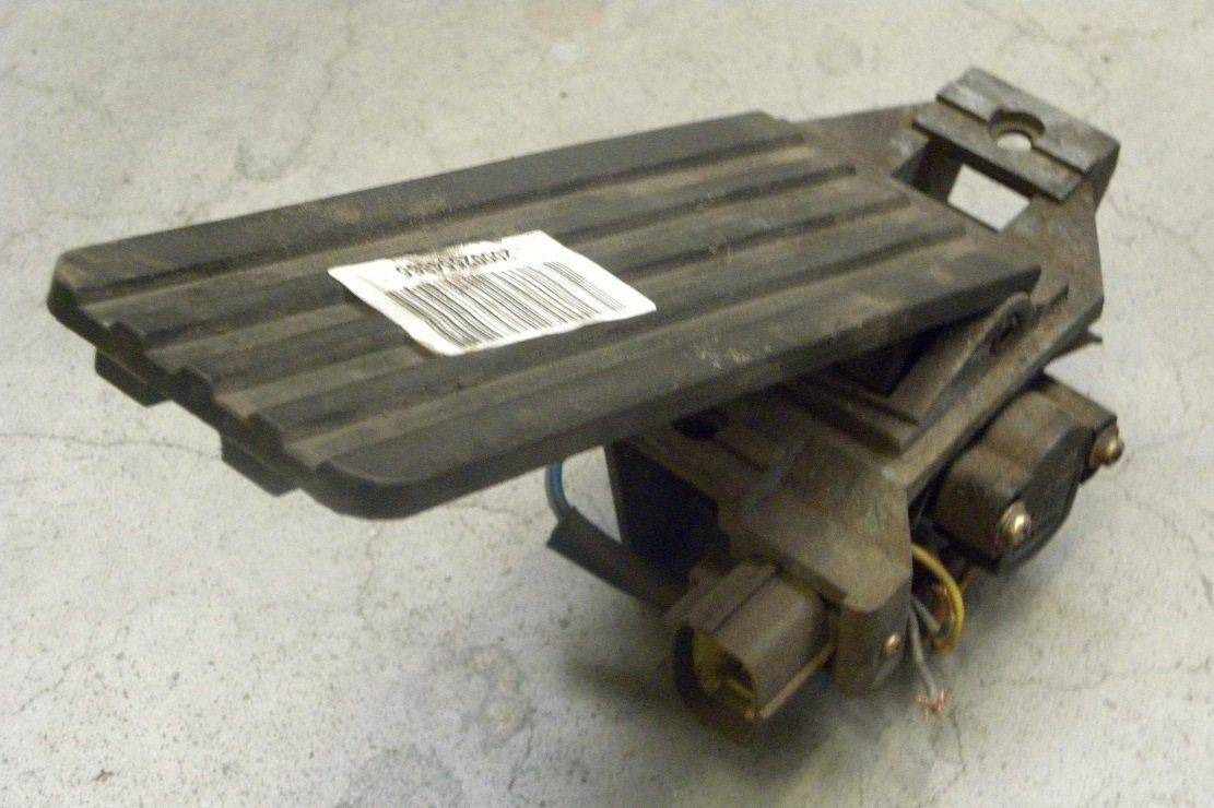 Accelerator For Still R60-30, R60-45 or 45 - Pedal para Equipo de manutención: foto 1 Accelerator For Still R60-30, R60-45 or 45 - Pedal para Equipo de manutención: foto 1