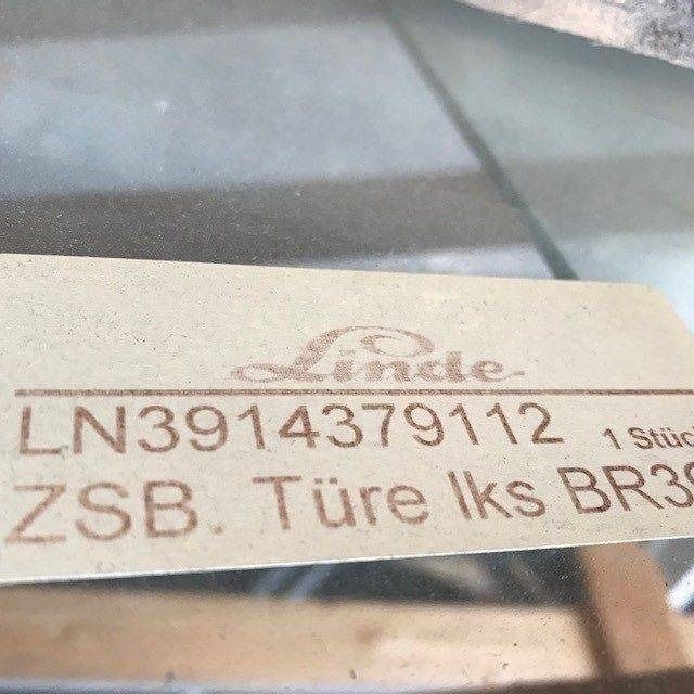 Door left for Linde . Series 391-01, H14-20 - Puerta y piezas para Equipo de manutención: foto 4 Door left for Linde . Series 391-01, H14-20 - Puerta y piezas para Equipo de manutención: foto 4