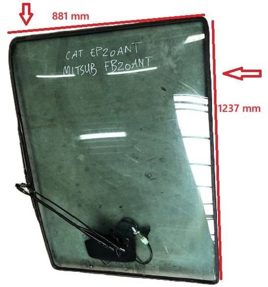 Front Window / Wind screen - Ventana y piezas para Equipo de manutención: foto 1 Front Window / Wind screen - Ventana y piezas para Equipo de manutención: foto 1