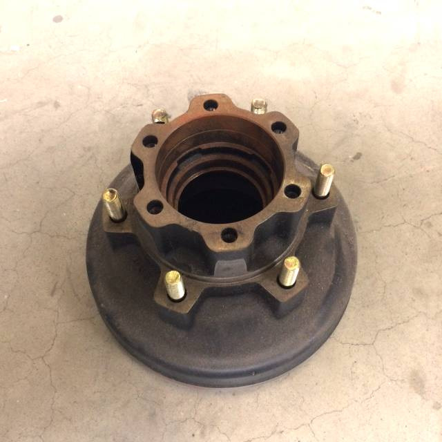 Hub,front wheel for Caterpillar /Mitsubishi - Cubo para Equipo de manutención: foto 1 Hub,front wheel for Caterpillar /Mitsubishi - Cubo para Equipo de manutención: foto 1