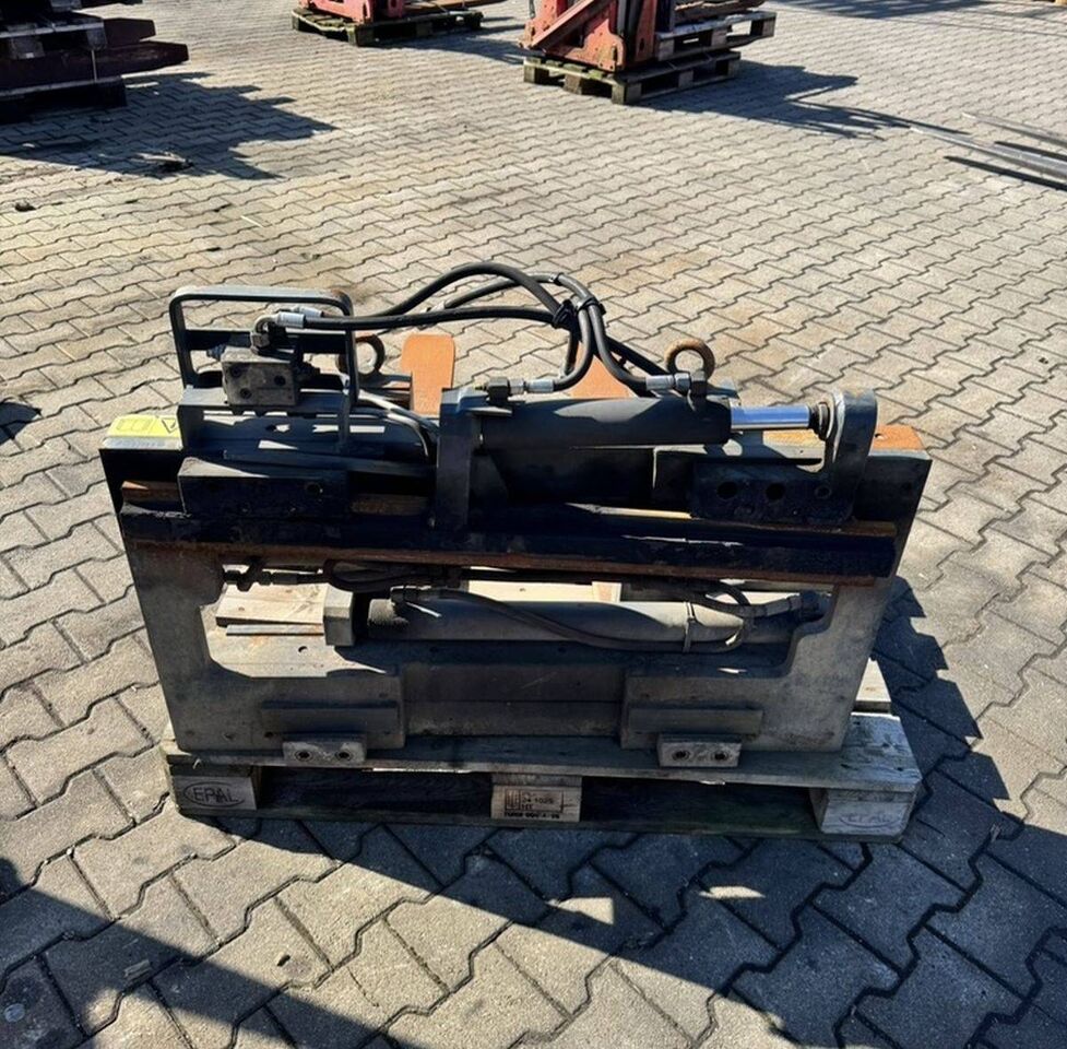 Fork Clamp - Implemento: foto 2 Fork Clamp - Implemento: foto 2
