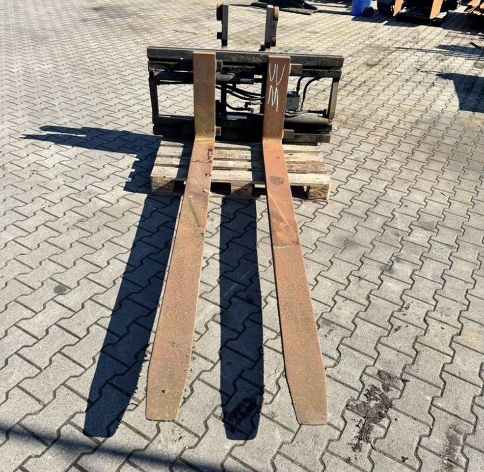 Kaup Intergral Forkpositioner - Implemento: foto 2 Kaup Intergral Forkpositioner - Implemento: foto 2