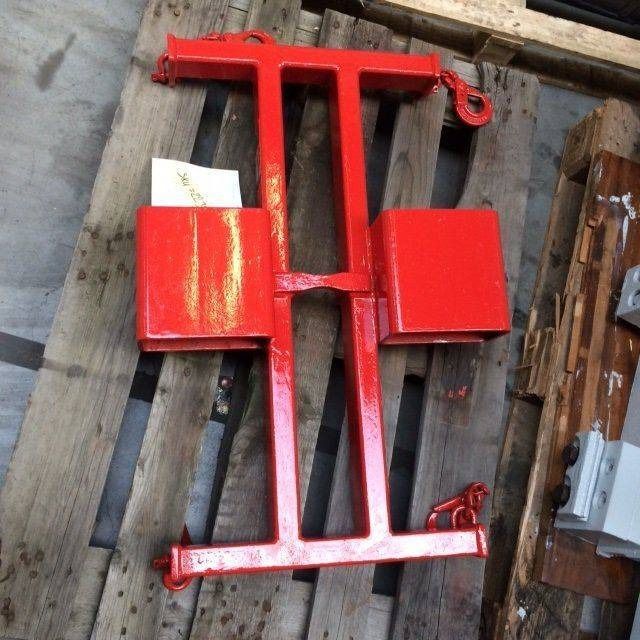 Neumann Battery lifting beam - Implemento: foto 1 Neumann Battery lifting beam - Implemento: foto 1