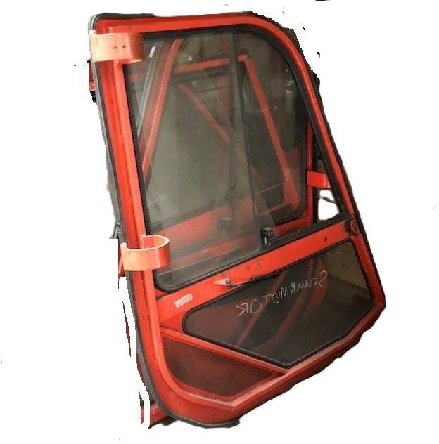 Left door - Puerta y piezas para Equipo de manutención: foto 2 Left door - Puerta y piezas para Equipo de manutención: foto 2