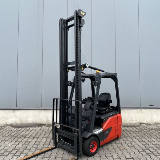 Linde E15 (386-02) EVO - Carretilla elevadora eléctrica: foto 1 Linde E15 (386-02) EVO - Carretilla elevadora eléctrica: foto 1