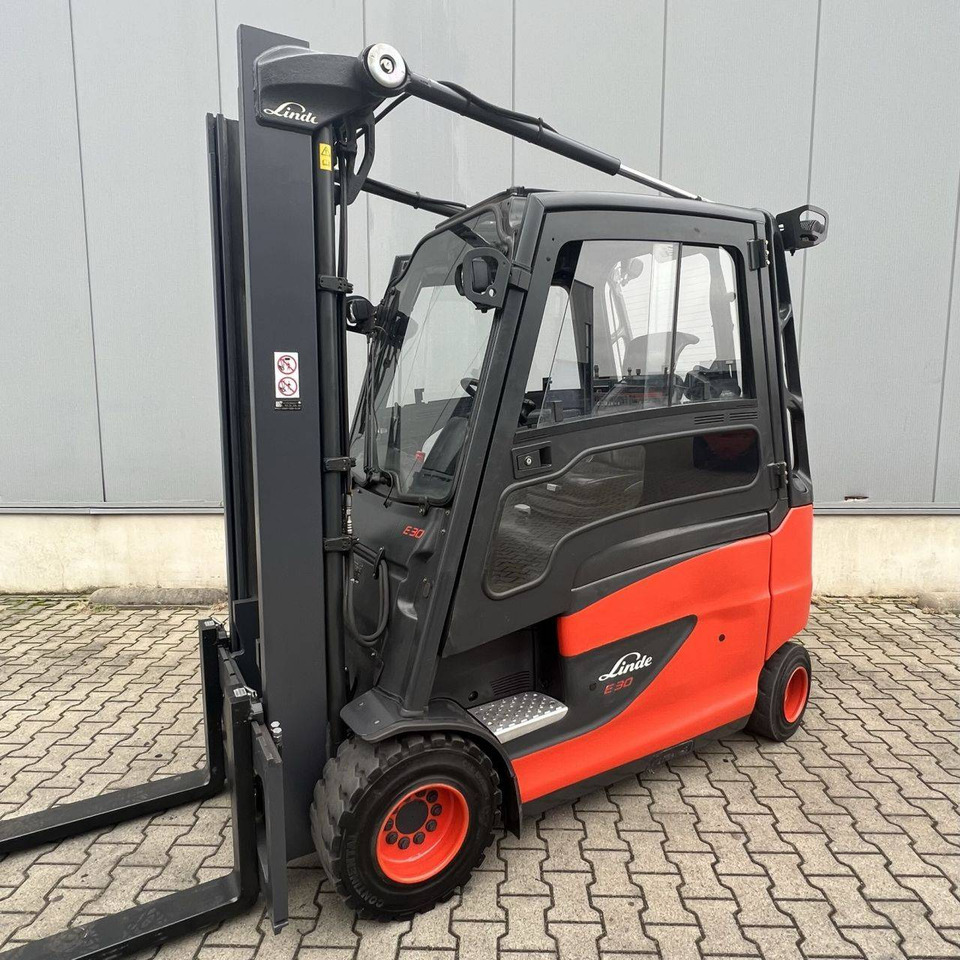 Linde E30/600 HL (387) - Carretilla elevadora eléctrica: foto 1 Linde E30/600 HL (387) - Carretilla elevadora eléctrica: foto 1