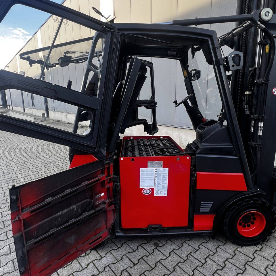 Carretilla elevadora eléctrica Linde E30/600H (387): foto 9