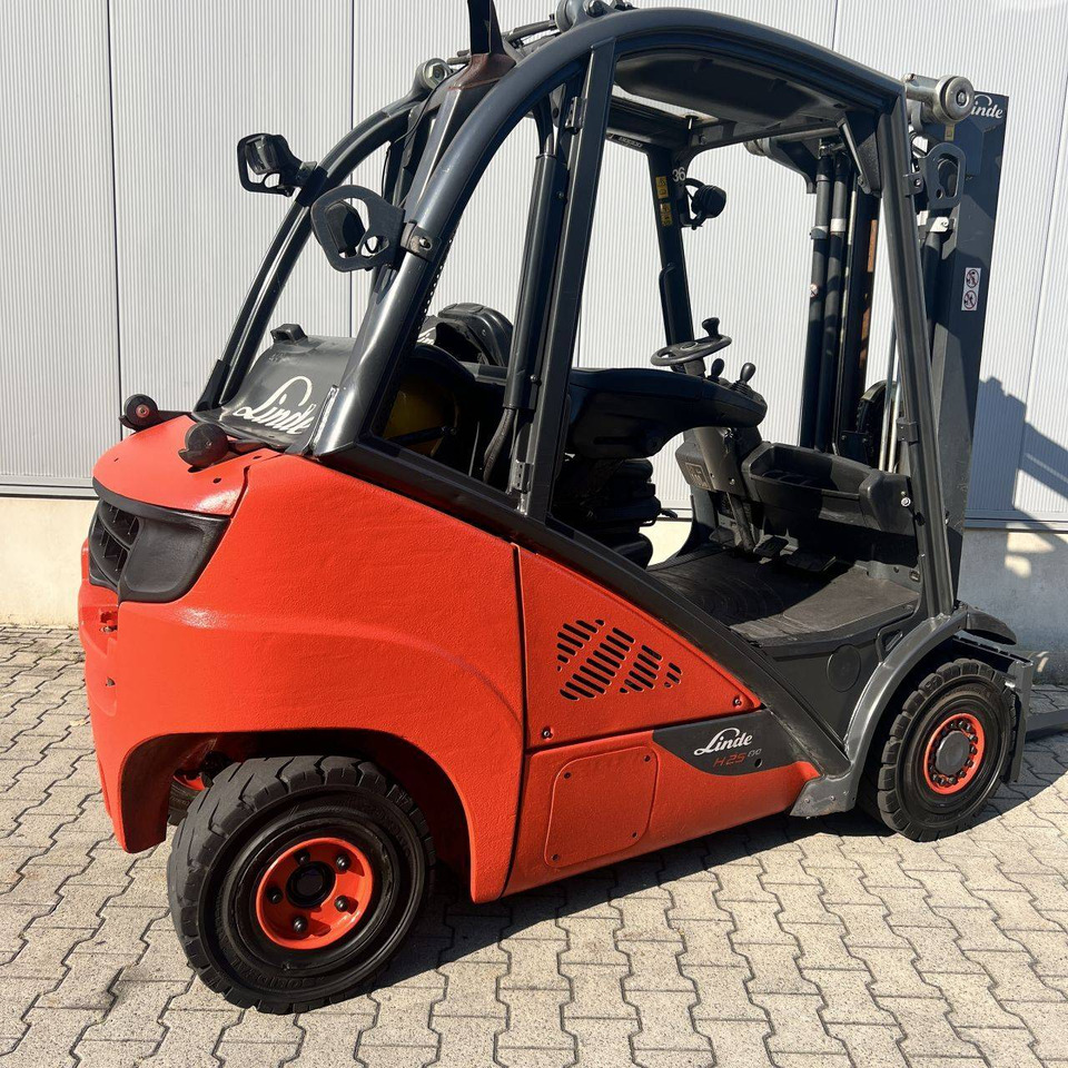 Linde H25T (392) EVO - Carretilla elevadora de gas: foto 2 Linde H25T (392) EVO - Carretilla elevadora de gas: foto 2