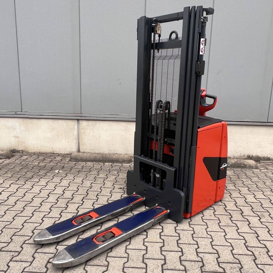 Linde L14 (1173) - Apilador: foto 2 Linde L14 (1173) - Apilador: foto 2