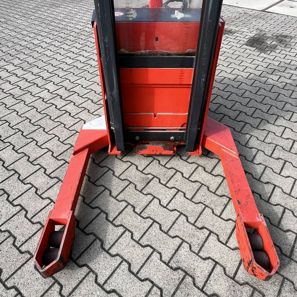 Linde L16AS (141) - Apilador: foto 5 Linde L16AS (141) - Apilador: foto 5