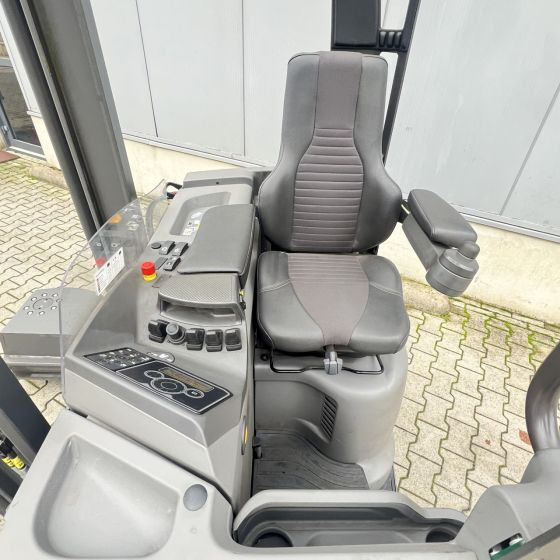 Carretilla de 4 vías Linde R20F: foto 19