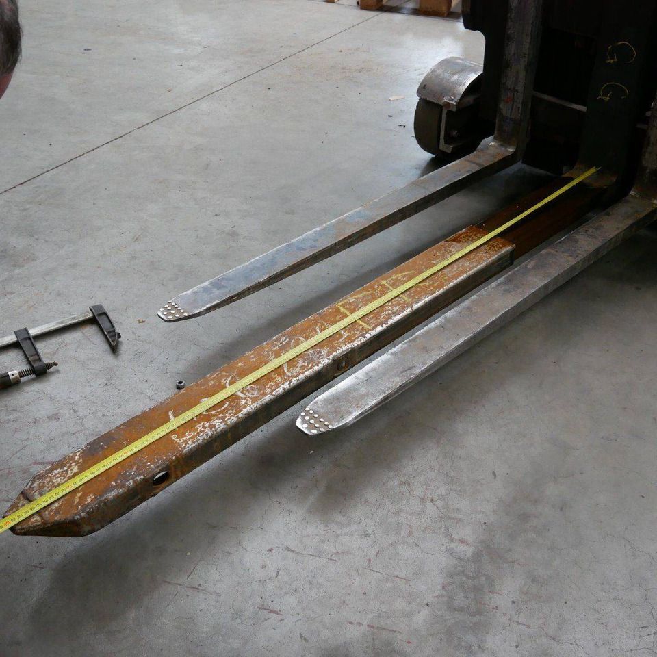 Manual Reach forks - Horquillas: foto 1 Manual Reach forks - Horquillas: foto 1