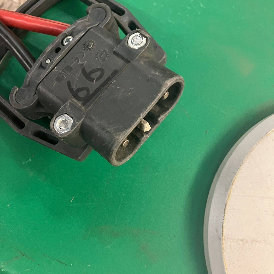 Hoppecke E230 G24/25B-F14HO-HF Trak Basic - Piezas de recambio para Equipo de manutención: foto 5 Hoppecke E230 G24/25B-F14HO-HF Trak Basic - Piezas de recambio para Equipo de manutención: foto 5