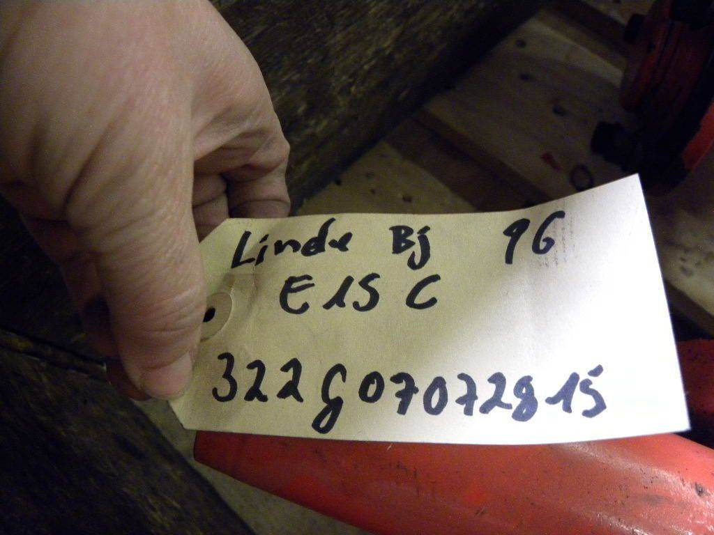 Rear axle for Linde - Eje y piezas para Equipo de manutención: foto 2 Rear axle for Linde - Eje y piezas para Equipo de manutención: foto 2