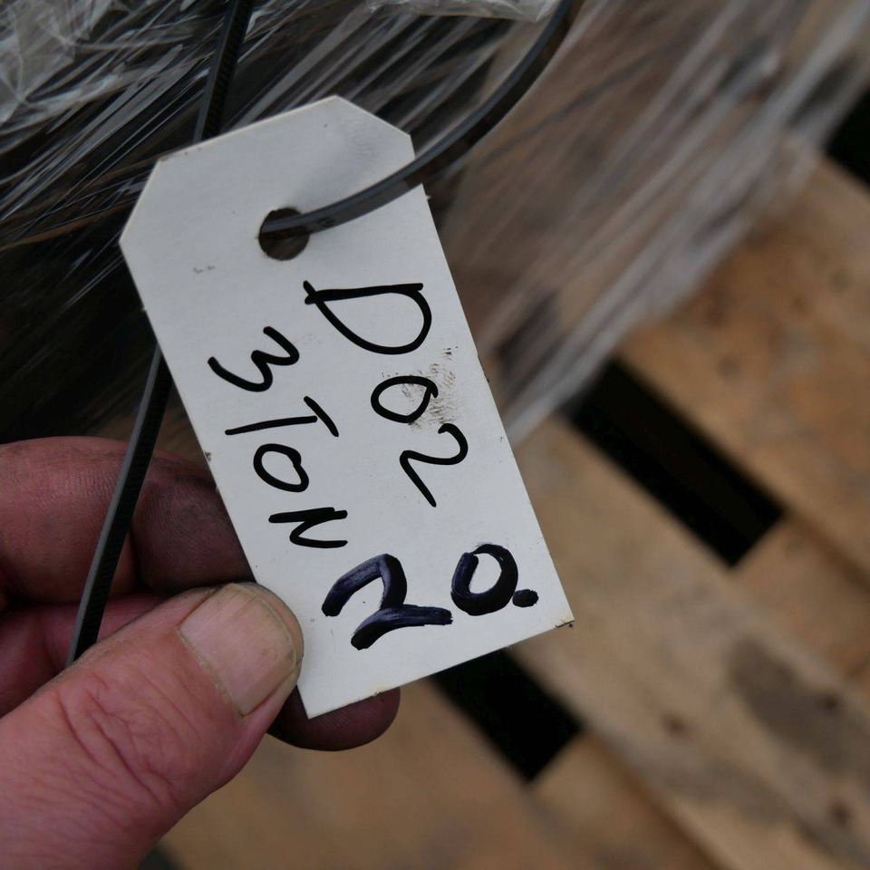 Transmission for Nissan D02 - Transmisión para Equipo de manutención: foto 4 Transmission for Nissan D02 - Transmisión para Equipo de manutención: foto 4