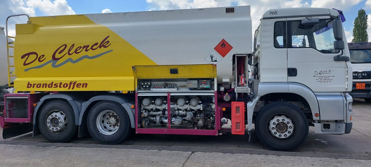 MAN - Cisterna camión: foto 4 MAN - Cisterna camión: foto 4