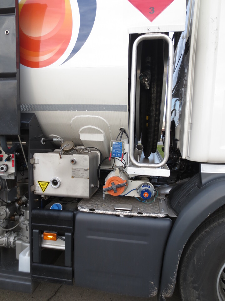 SCANIA G370 - Cisterna camión: foto 2 SCANIA G370 - Cisterna camión: foto 2