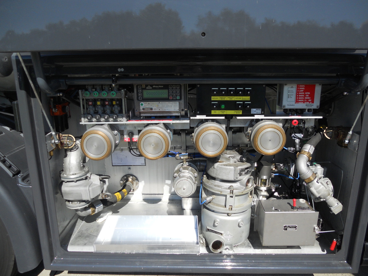 SCANIA G370 - Cisterna camión: foto 5 SCANIA G370 - Cisterna camión: foto 5