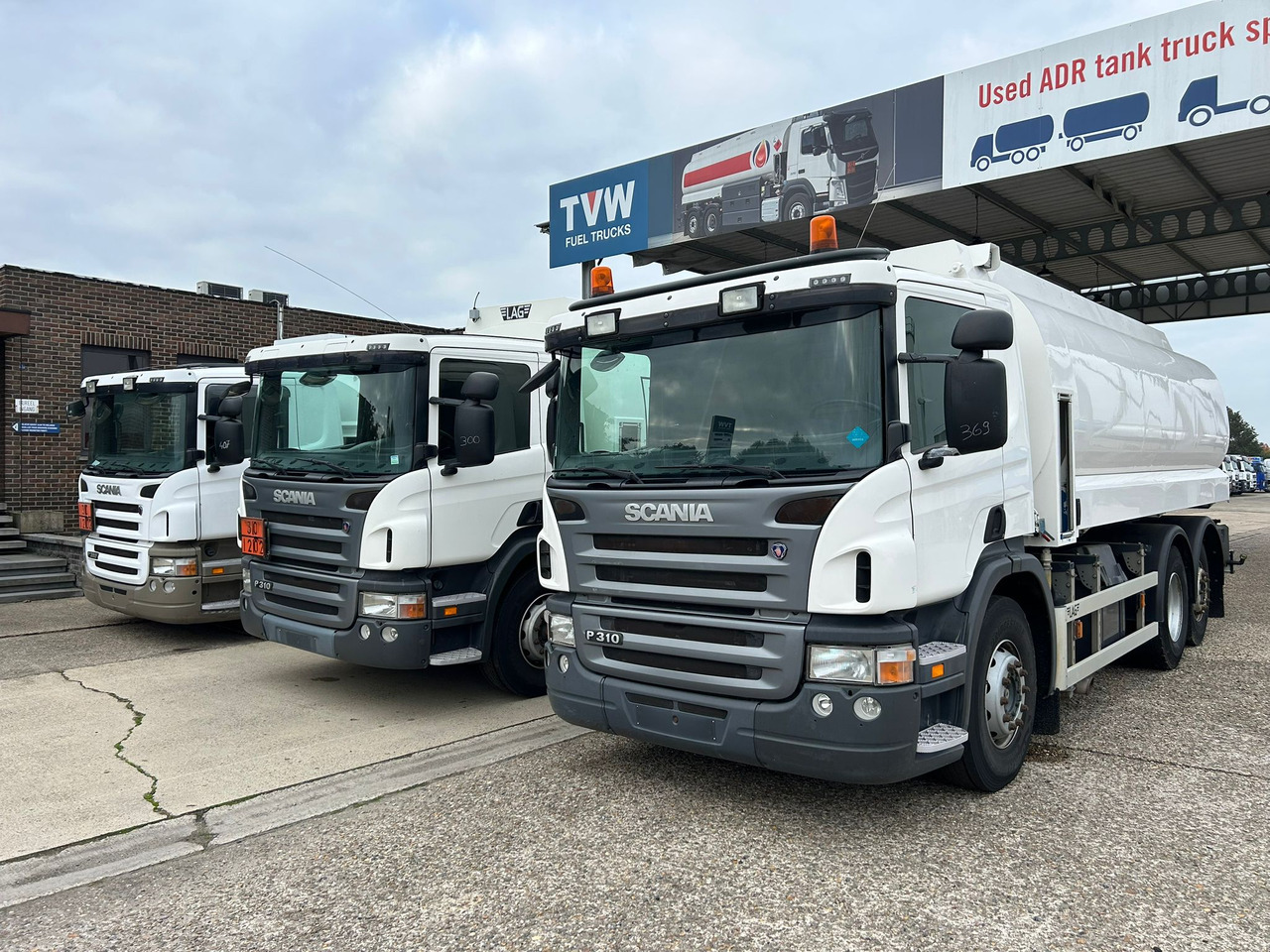 SCANIA PRT, P310, P380 (lot of 3) - Cisterna camión: foto 1 SCANIA PRT, P310, P380 (lot of 3) - Cisterna camión: foto 1