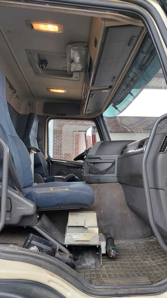 VOLVO FM - Cisterna camión: foto 4 VOLVO FM - Cisterna camión: foto 4