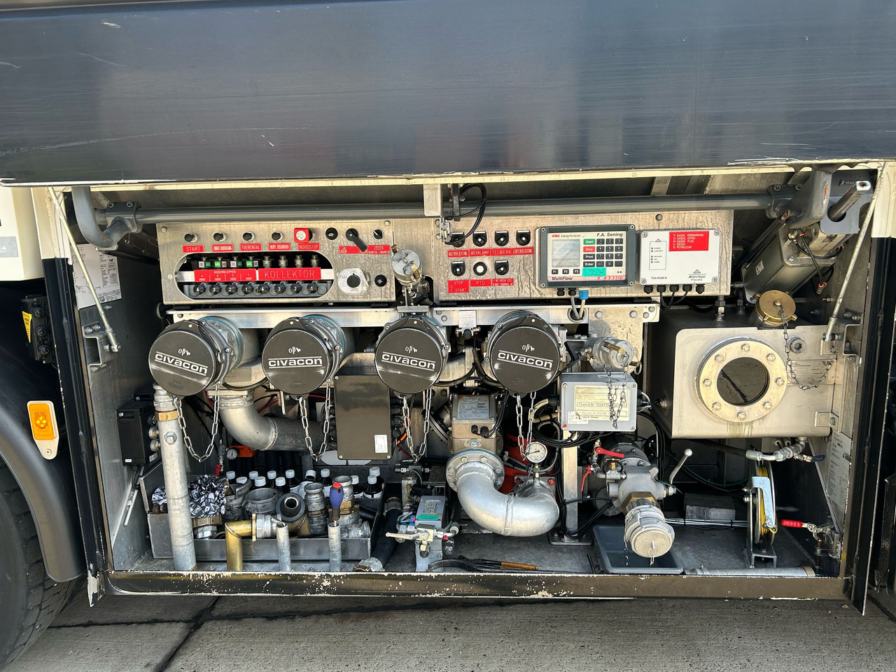 Cisterna camión VOLVO FM: foto 6 Cisterna camión VOLVO FM: foto 6