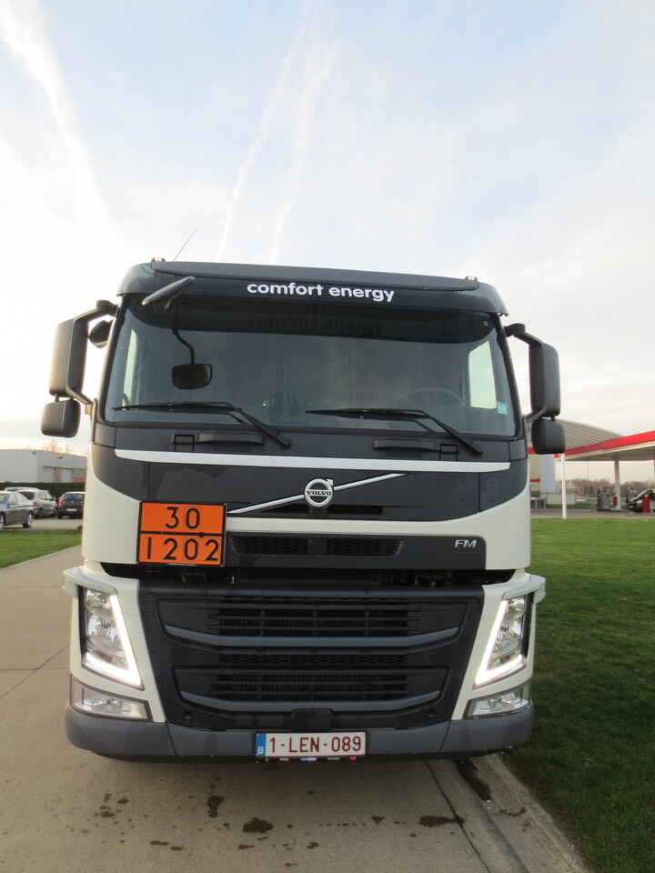 VOLVO FM - Cisterna camión: foto 2 VOLVO FM - Cisterna camión: foto 2