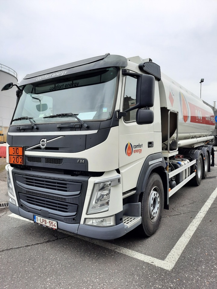 VOLVO FM - Cisterna camión: foto 1 VOLVO FM - Cisterna camión: foto 1