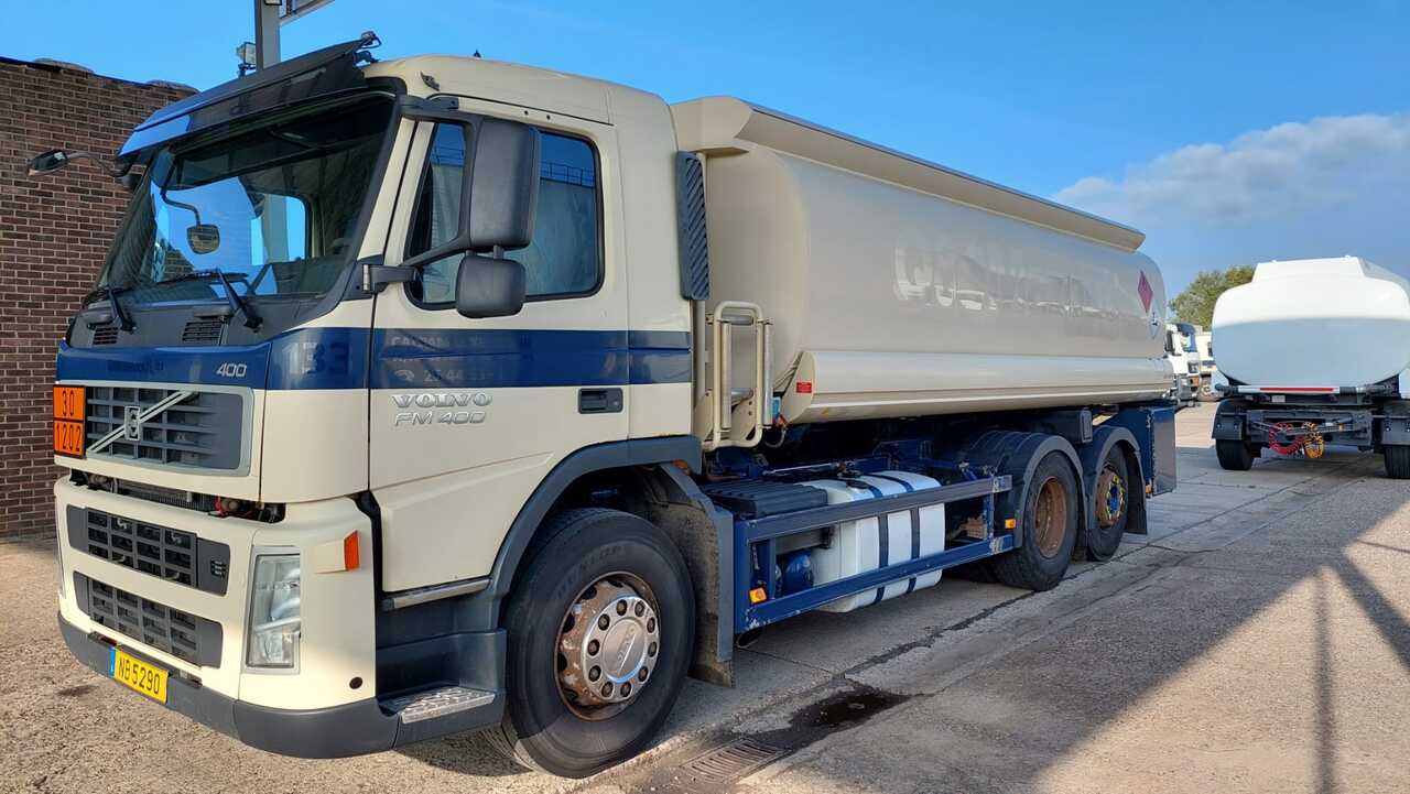 VOLVO FM - Cisterna camión: foto 1 VOLVO FM - Cisterna camión: foto 1