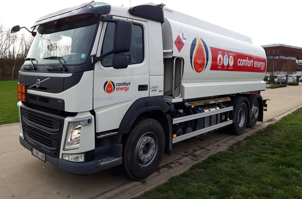 VOLVO FM - Cisterna camión: foto 1 VOLVO FM - Cisterna camión: foto 1