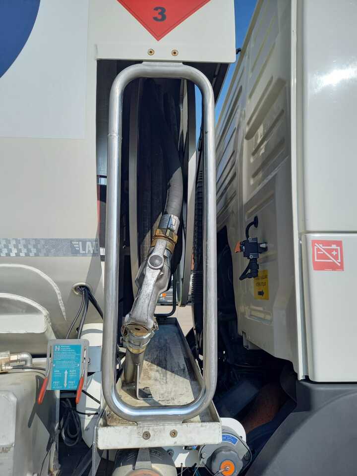 VOLVO FM - Cisterna camión: foto 3 VOLVO FM - Cisterna camión: foto 3