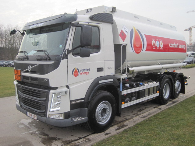 Volvo FM - Cisterna camión: foto 1 Volvo FM - Cisterna camión: foto 1
