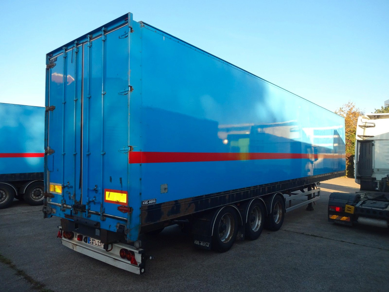 Kel-Berg 3 x Koffer, Doppelstock mit Balken - Caja cerrada semirremolque: foto 5 Kel-Berg 3 x Koffer, Doppelstock mit Balken - Caja cerrada semirremolque: foto 5