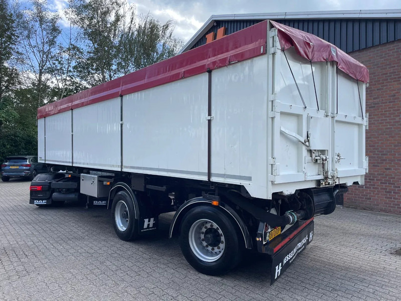 Bulthuis 42m3 Sluiskipper/Schleuse/Silo/Blaaskipper stuuras 3 vakken - Volquete semirremolque: foto 2 Bulthuis 42m3 Sluiskipper/Schleuse/Silo/Blaaskipper stuuras 3 vakken - Volquete semirremolque: foto 2