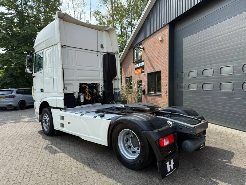 DAF XF 460 SSC Super Space 2x tank ACC German truck - Cabeza tractora: foto 4 DAF XF 460 SSC Super Space 2x tank ACC German truck - Cabeza tractora: foto 4
