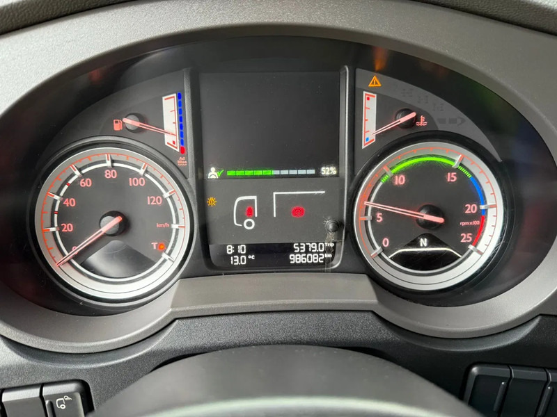 DAF XF 460 Space Cab Verstralers/Zwaailamp NL Truck APK/TUV 06-12-2025 - Cabeza tractora: foto 5 DAF XF 460 Space Cab Verstralers/Zwaailamp NL Truck APK/TUV 06-12-2025 - Cabeza tractora: foto 5