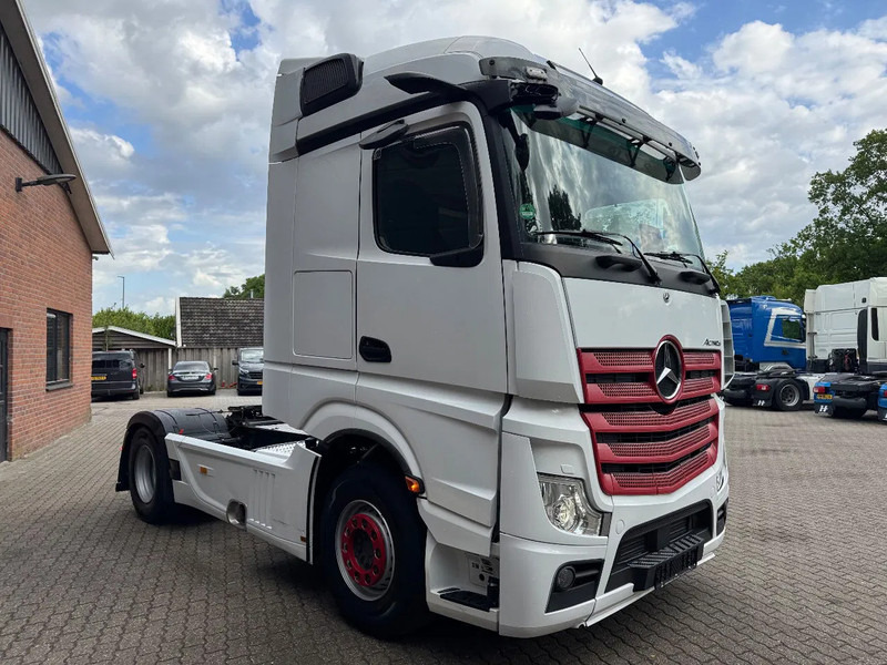 Mercedes-Benz Actros 1845 Streamspace Xenon 2x Tank German truck - Cabeza tractora: foto 2 Mercedes-Benz Actros 1845 Streamspace Xenon 2x Tank German truck - Cabeza tractora: foto 2