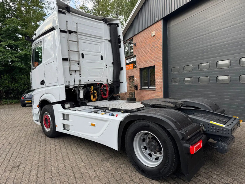 Mercedes-Benz Actros 1845 Streamspace Xenon 2x Tank German truck - Cabeza tractora: foto 4 Mercedes-Benz Actros 1845 Streamspace Xenon 2x Tank German truck - Cabeza tractora: foto 4