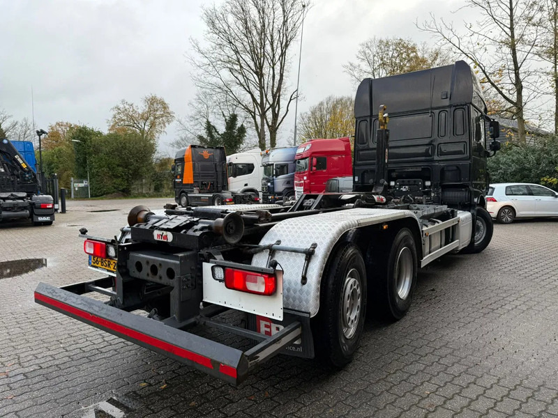 DAF XF 440 6x2 Hyva Haakarm Stuuras 660.119KM! NL Truck APK 03-2026 - Multibasculante camión: foto 3 DAF XF 440 6x2 Hyva Haakarm Stuuras 660.119KM! NL Truck APK 03-2026 - Multibasculante camión: foto 3